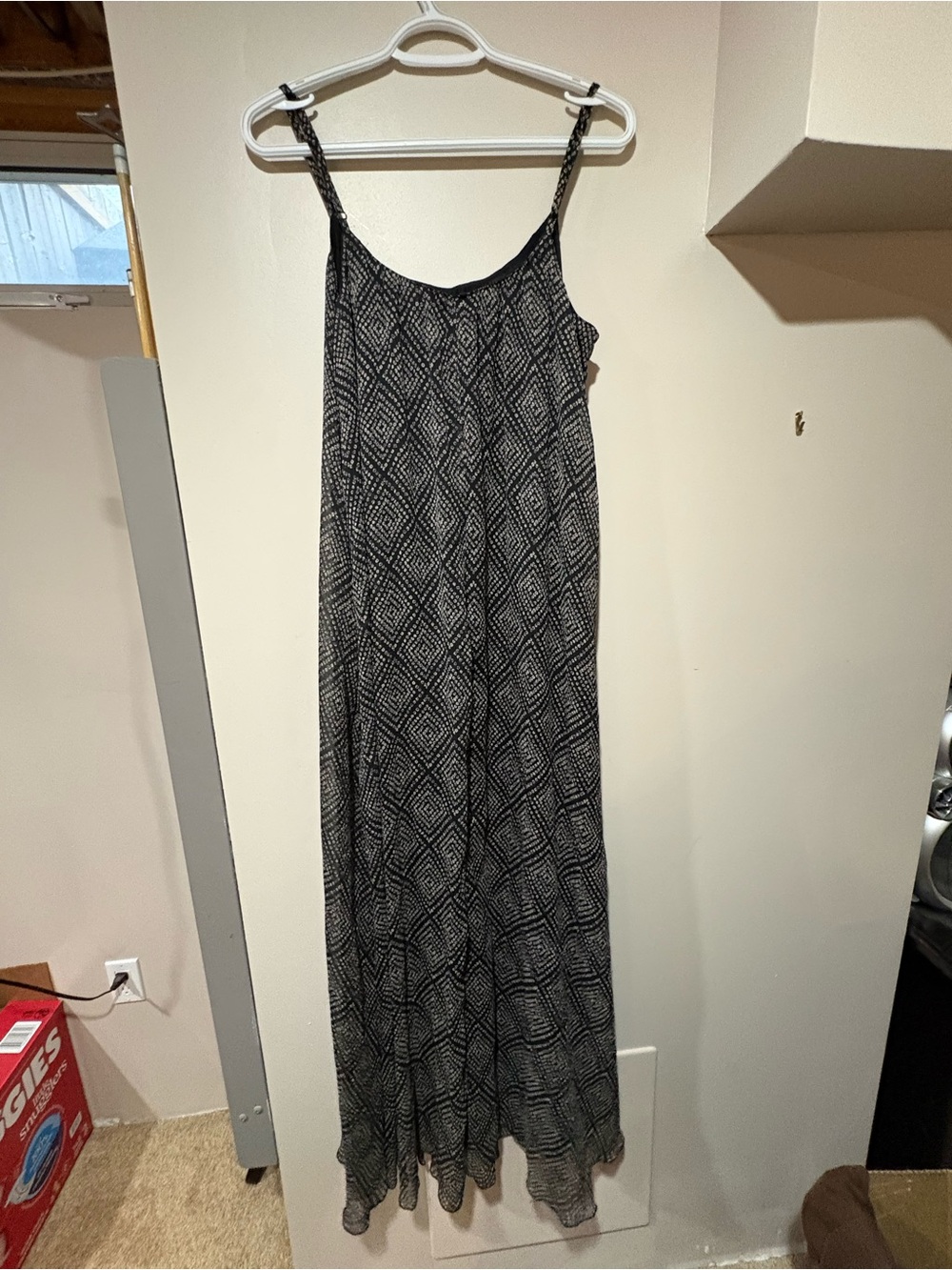🌸 Jessica Simpson Black Geometric Maxi Dress